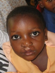 Mai 2008: Rehema nach der 2. Operation
